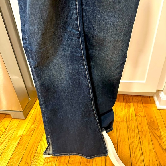NWT American Eagle Super High Rise Flair Jeans - Picture 5 of 10
